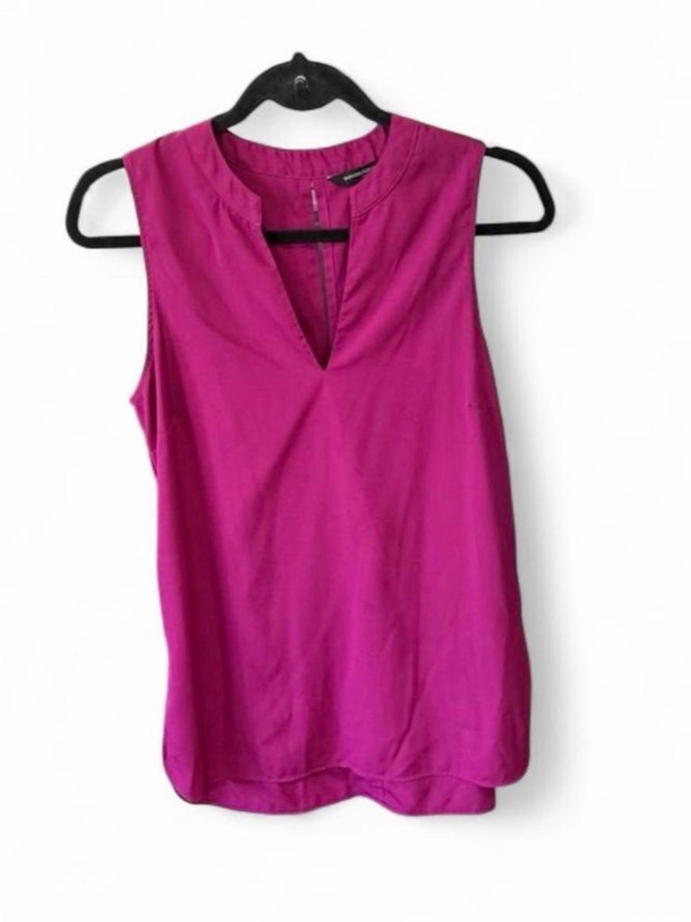 Banana Republic Fuchsia Pink (Color is Lingonberry) Sleeveless Blouse Tunic Sz S